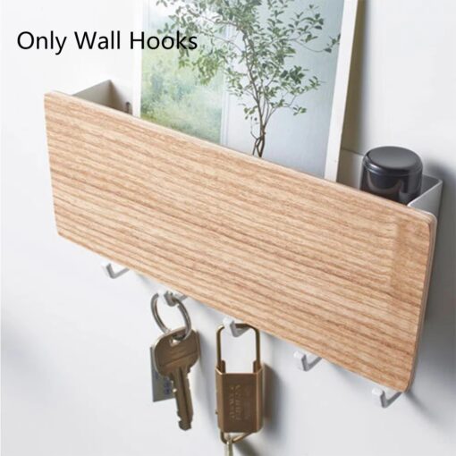מחזיק מפתחות מעץ צמוד לקיר