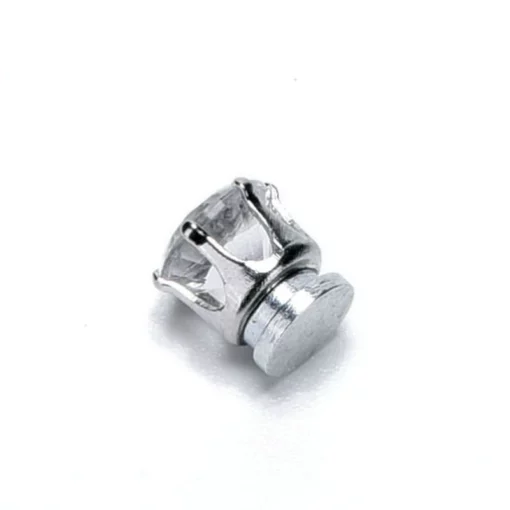 Di-Butas na Diamond Magnetic Ear Ring