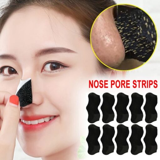 Третман на акни од носот со маска за отстранување на црни точки