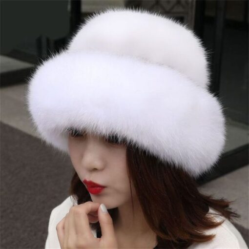 Hat Furry na Mata na Winter