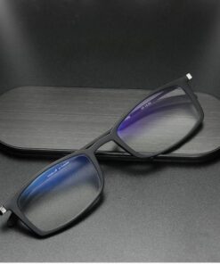 HD Ultra-thin Portable Anti-Blue Light Presbyopic Glasses
