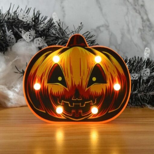 Ang Dekorasyon sa Halloween nga Pumpkin Nagdala sa Night Lamp