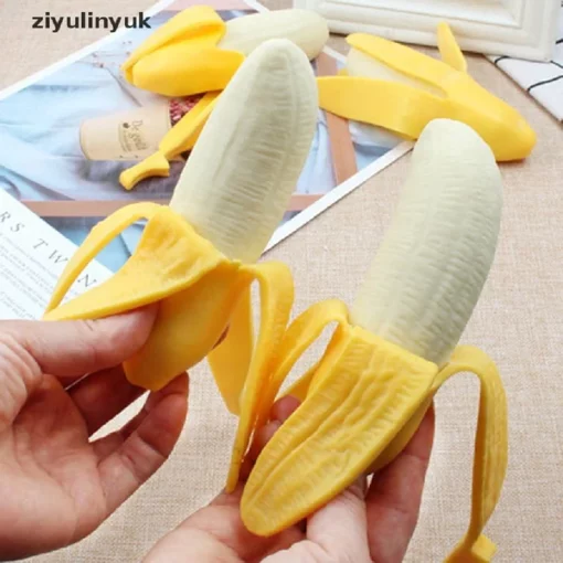 Играчка трикове за белене на банани