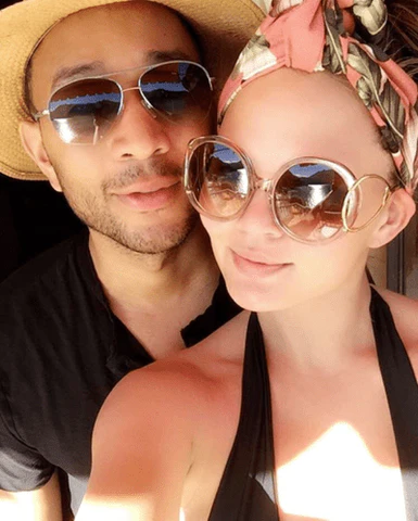 LoveAttractPRO Pheromone Essence PocketPerfume - Image 2